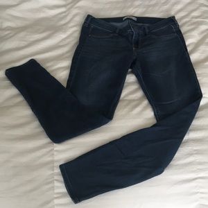 Hollister Low-Rise Jeggings
